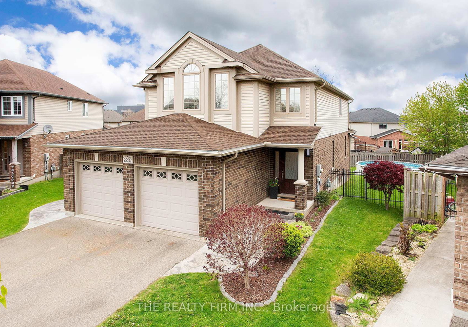 2237-cardinal-court-london-south-ontario-x13127068