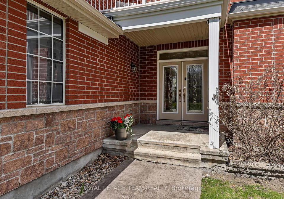 6918-mary-anne-drive-ottawa-ontario-x13127076