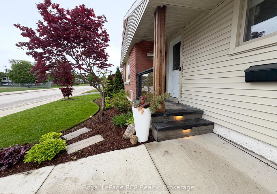 535-13th-street-hanover-ontario-x13127200