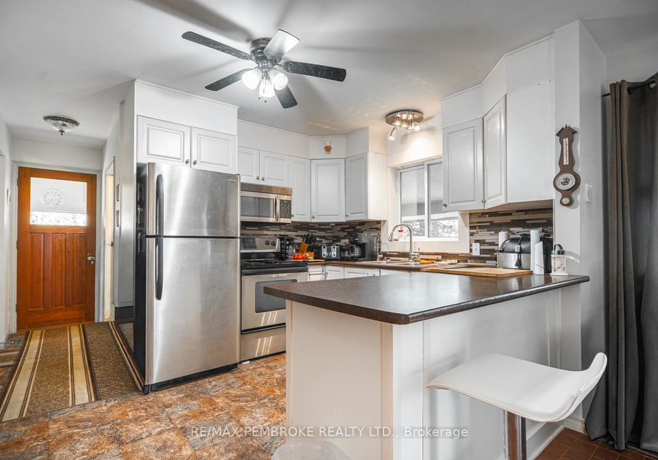 714-lacroix-bay-road-whitewater-region-ontario-x13127204