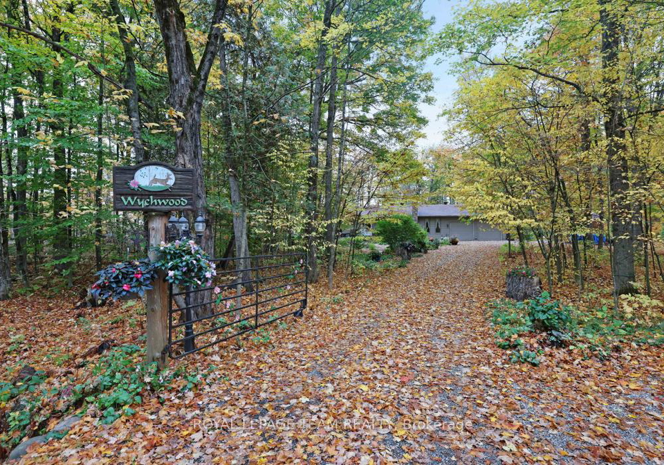 4715-stonecrest-road-ottawa-ontario-x13127306