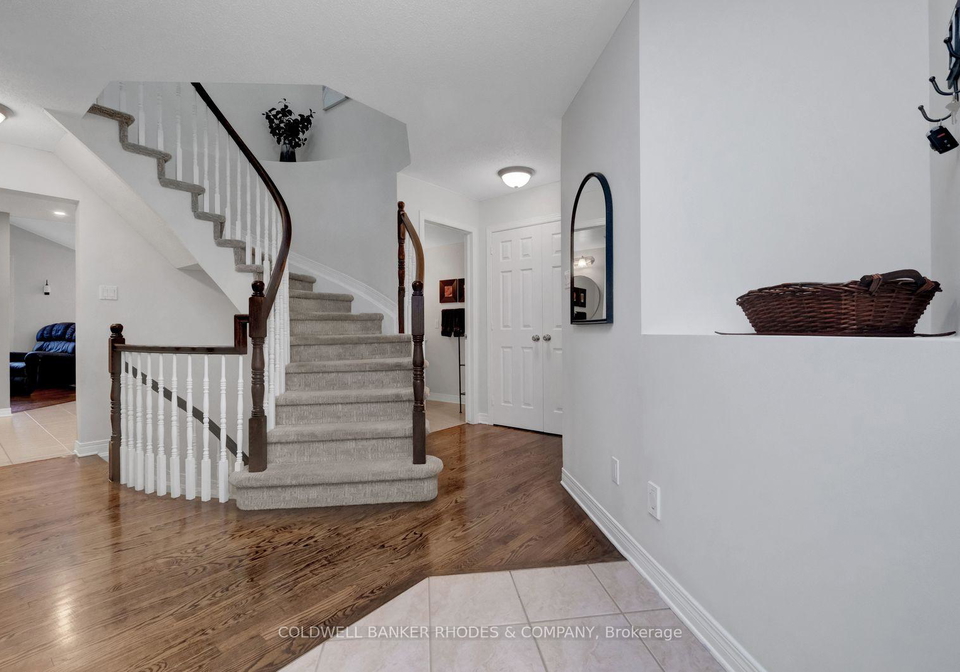4611-sugar-maple-drive-ottawa-ontario-x13127314