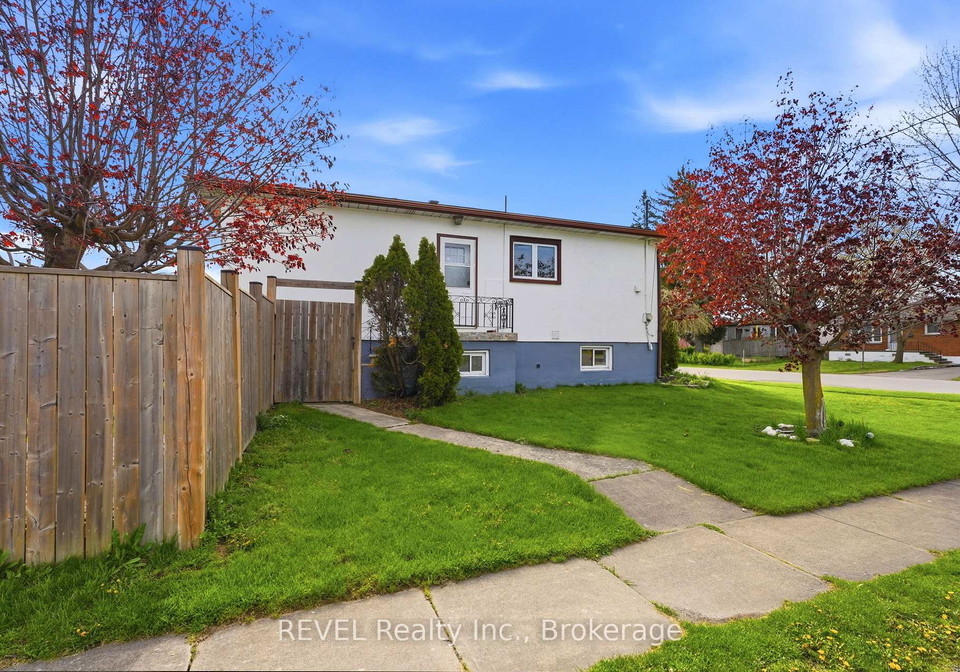 76-chestnut-street-port-colborne-ontario-x13127328