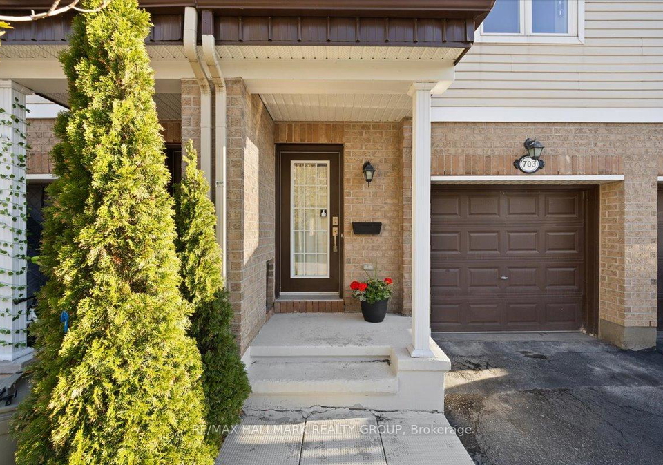 703-sanibel-private-ottawa-ontario-x13127558