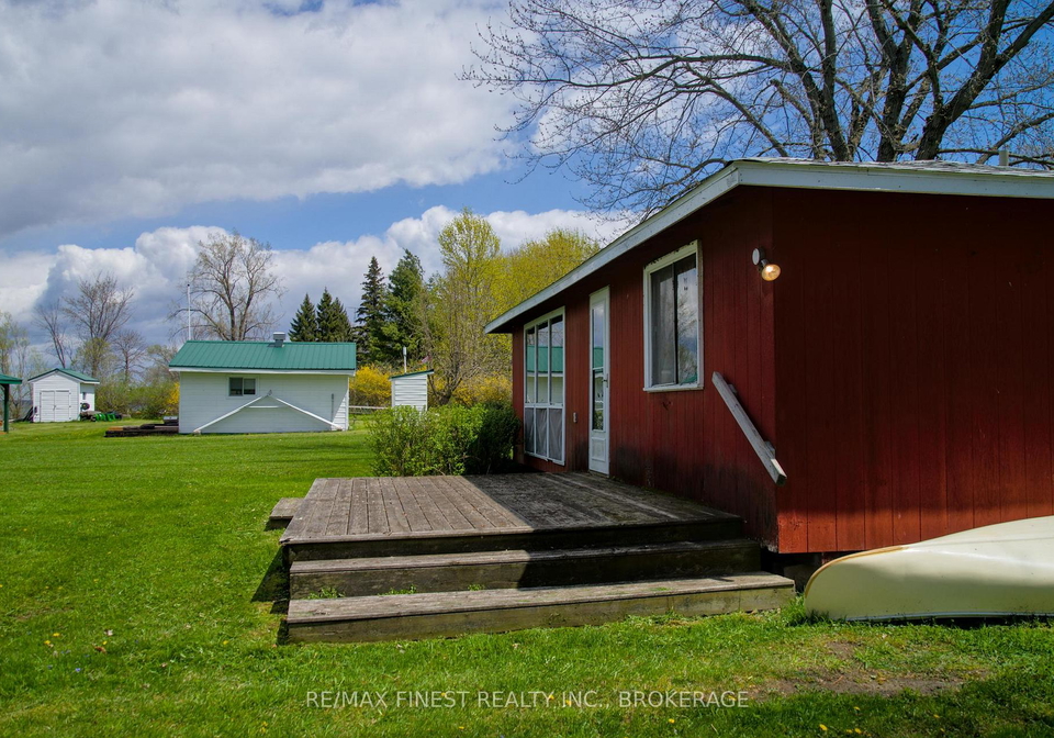 9300-front-road-loyalist-ontario-x13127644