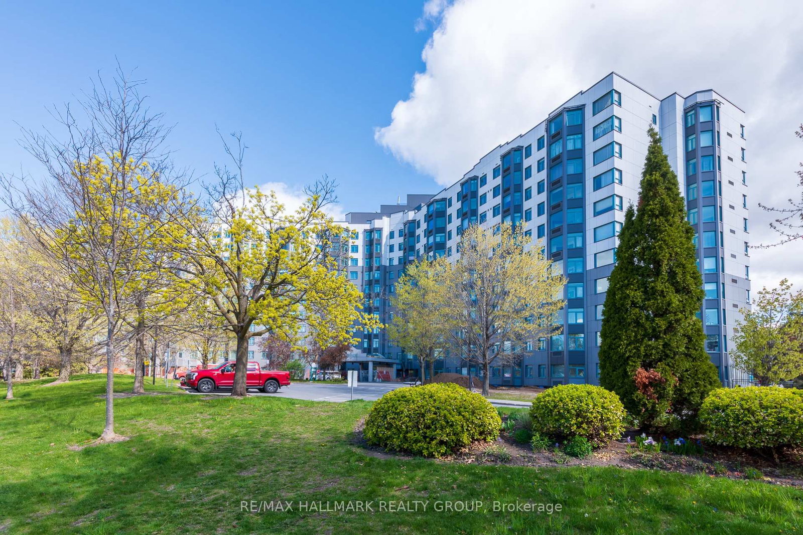 1025-grenon-avenue-ottawa-ontario-x13127852