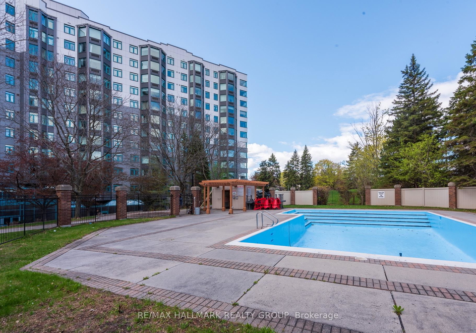 1025-grenon-avenue-ottawa-ontario-x13127852