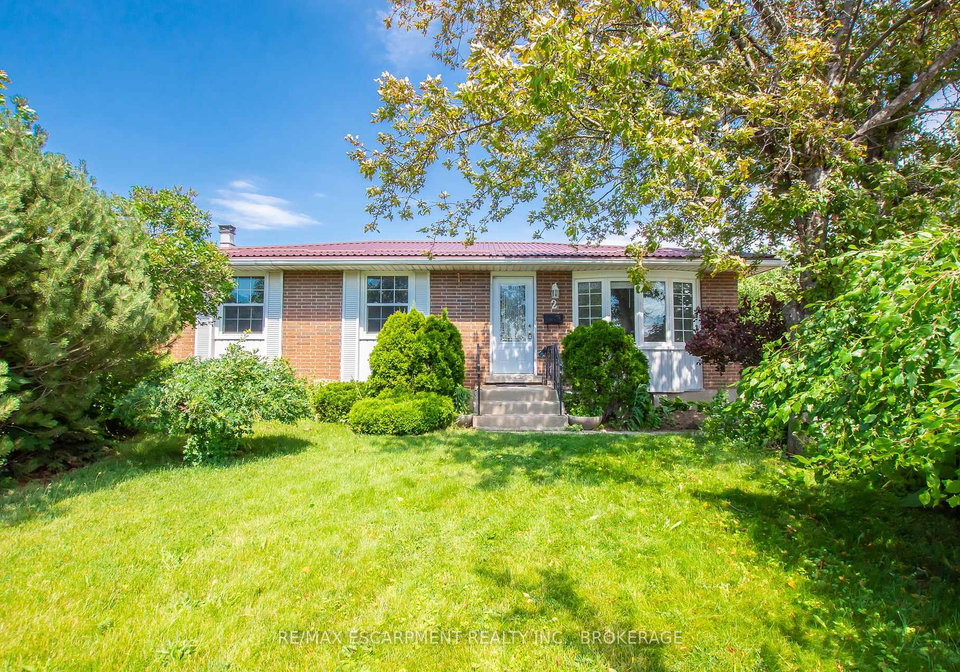 2-wolfdale-place-st-catharines-ontario-x13127860