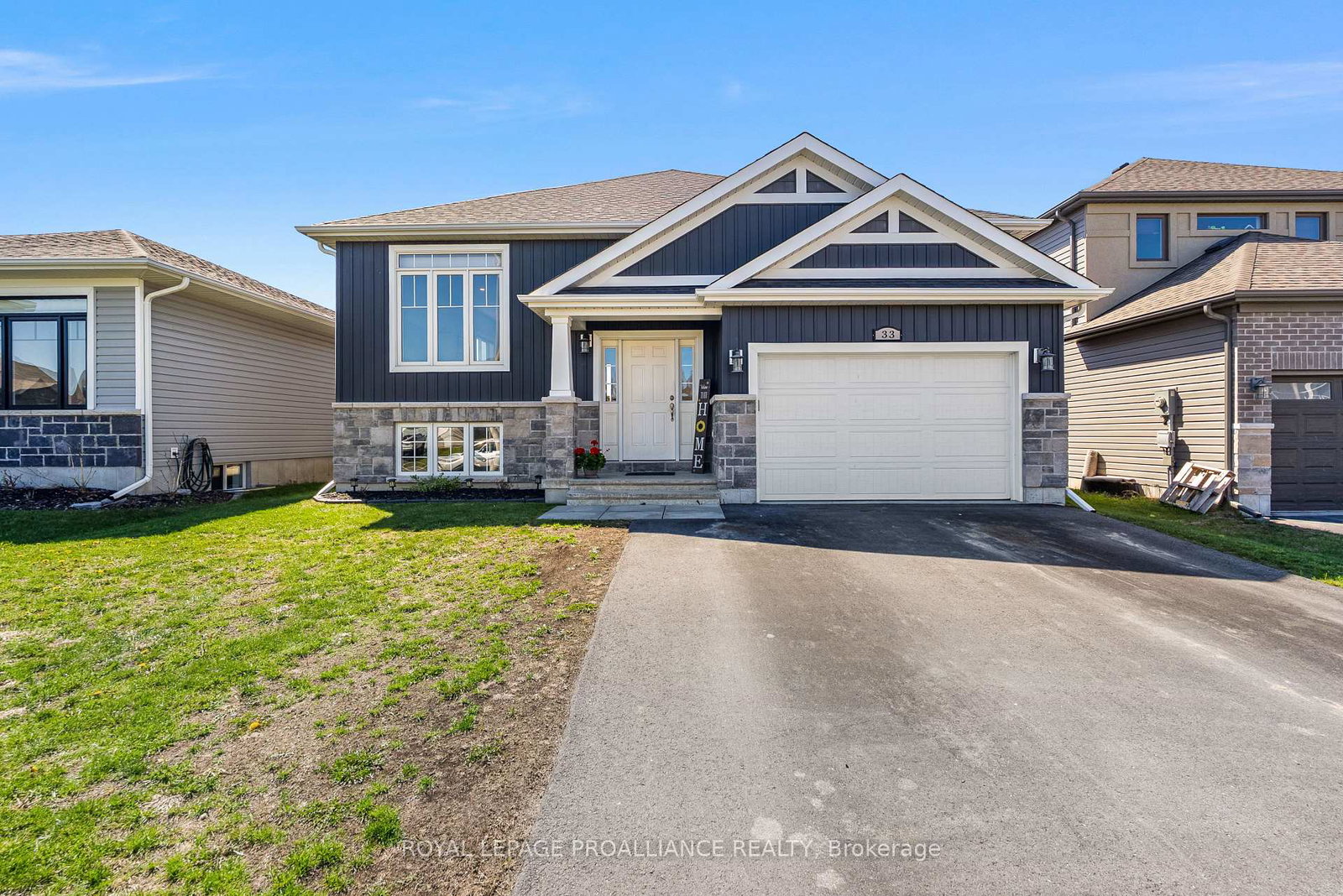 33-redwood-drive-belleville-ontario-x13128112