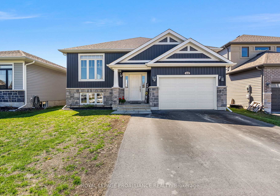 33-redwood-drive-belleville-ontario-x13128112