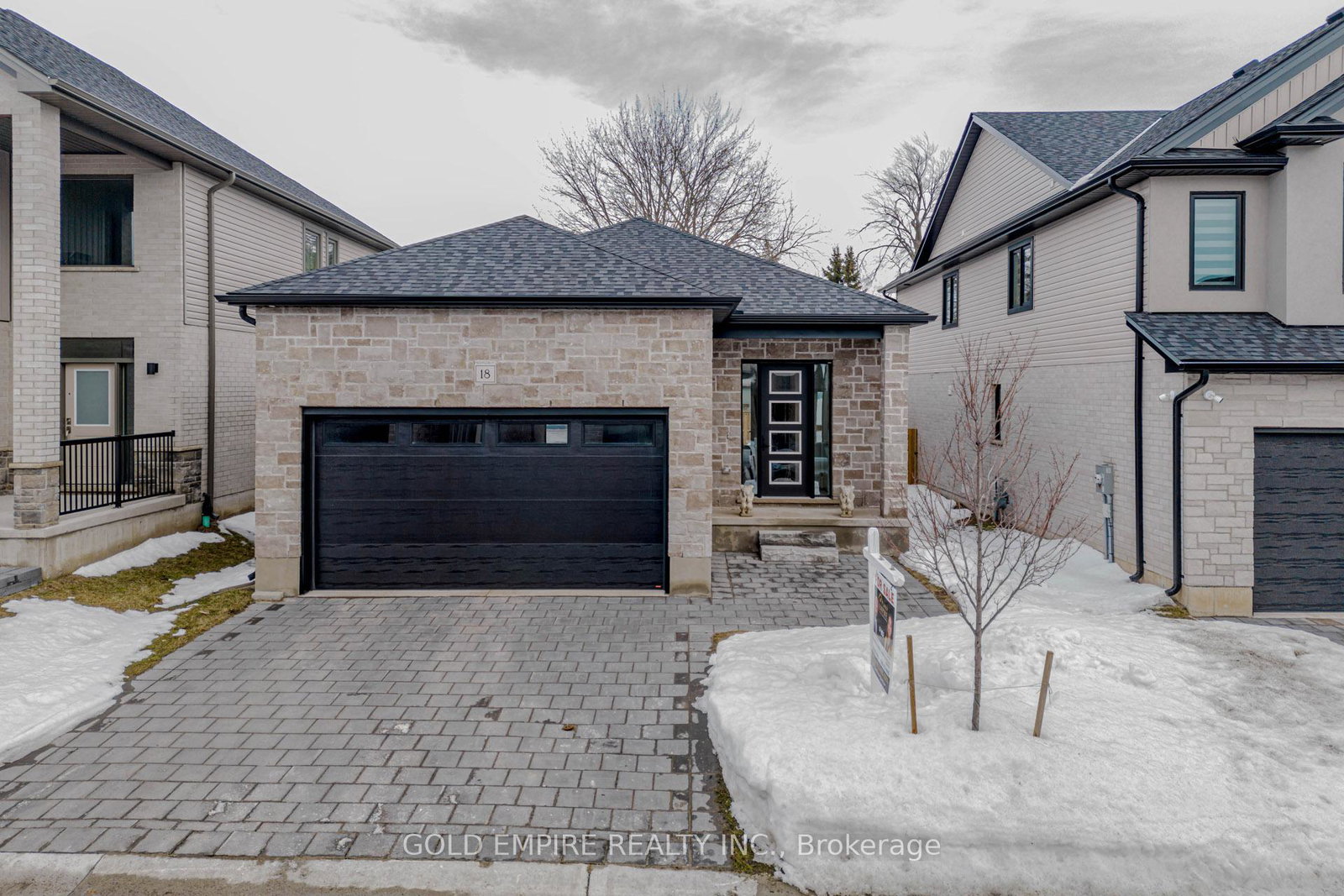 7966-fallon-drive-lucan-biddulph-ontario-x13128154