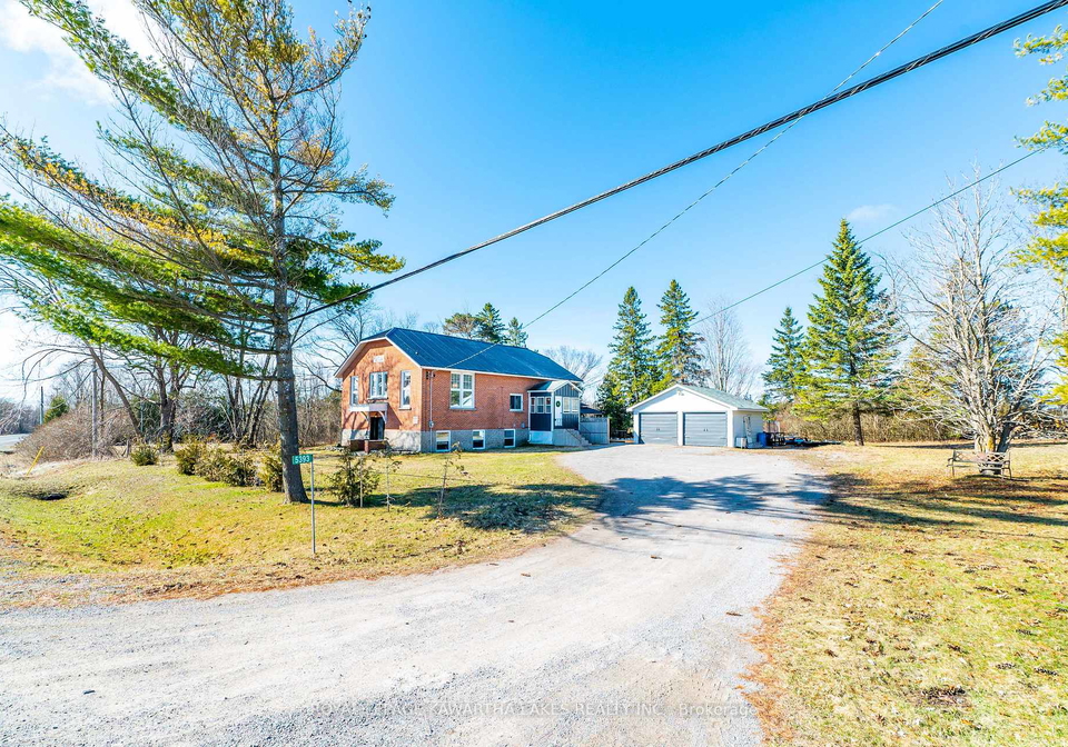 5393-35-highway-kawartha-lakes-ontario-x13128208