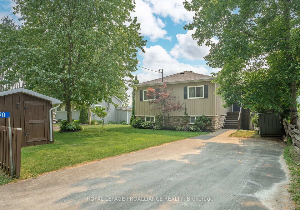 90-cosy-cove-lane-tweed-ontario-x13128236