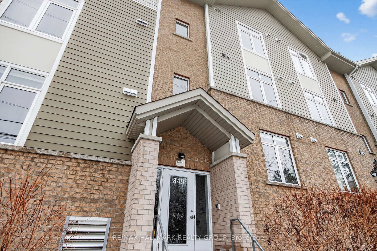 849-blackcomb-private-ottawa-ontario-x13128484