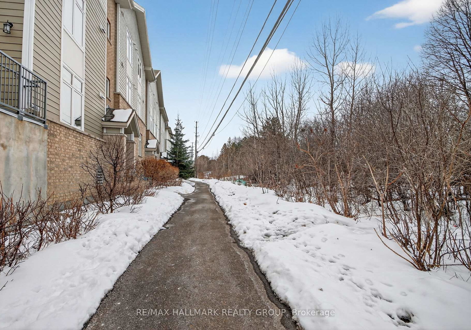 849-blackcomb-private-ottawa-ontario-x13128484