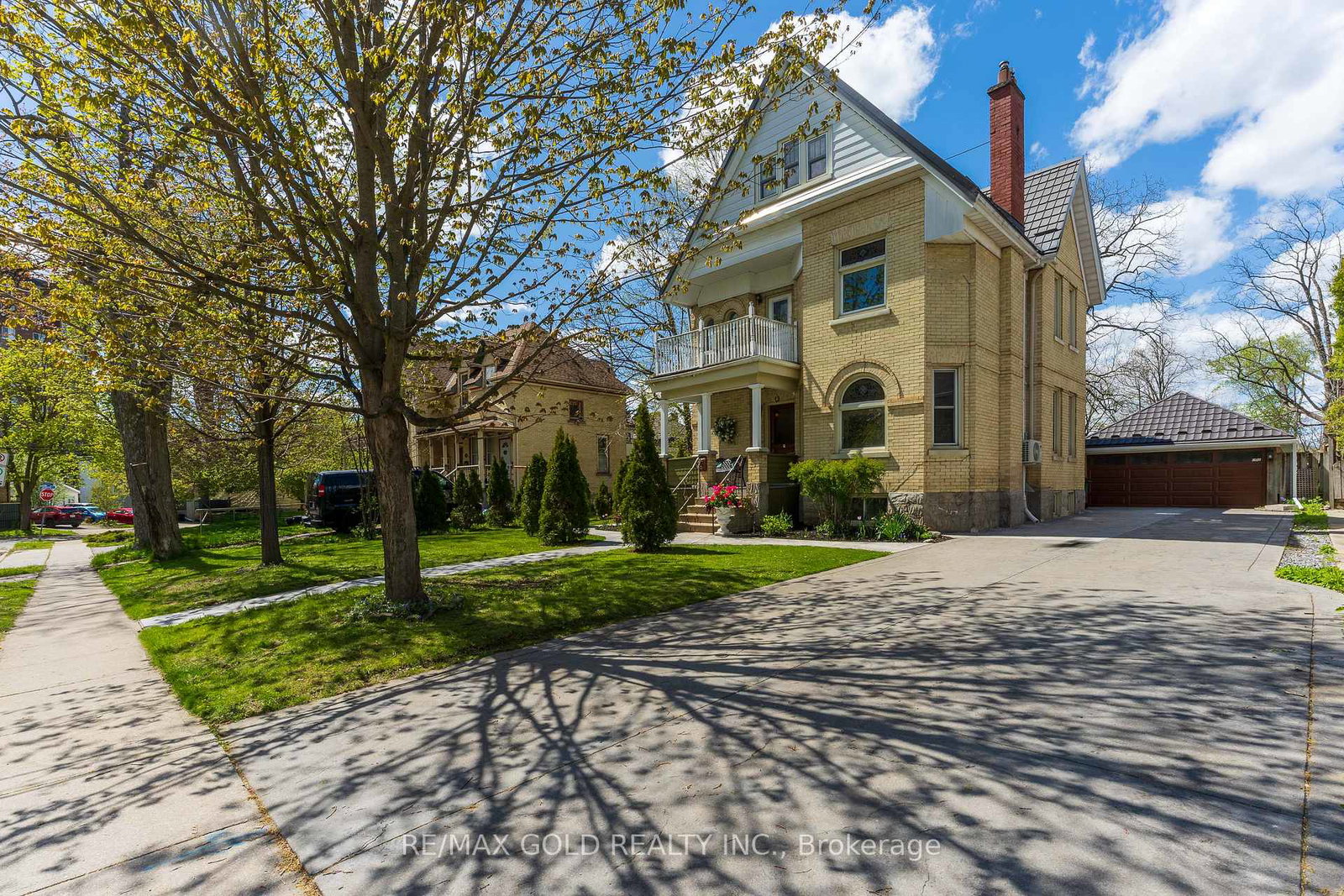 16-maynard-avenue-kitchener-ontario-x13128498