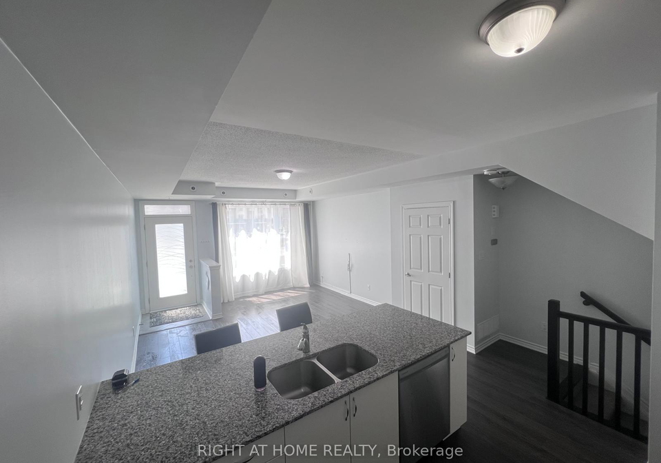 555-takamose-pvt-ottawa-ontario-x13128660