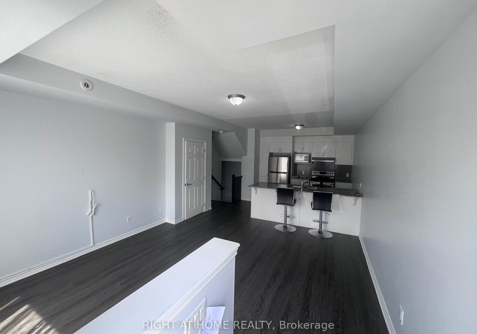 555-takamose-pvt-ottawa-ontario-x13128660