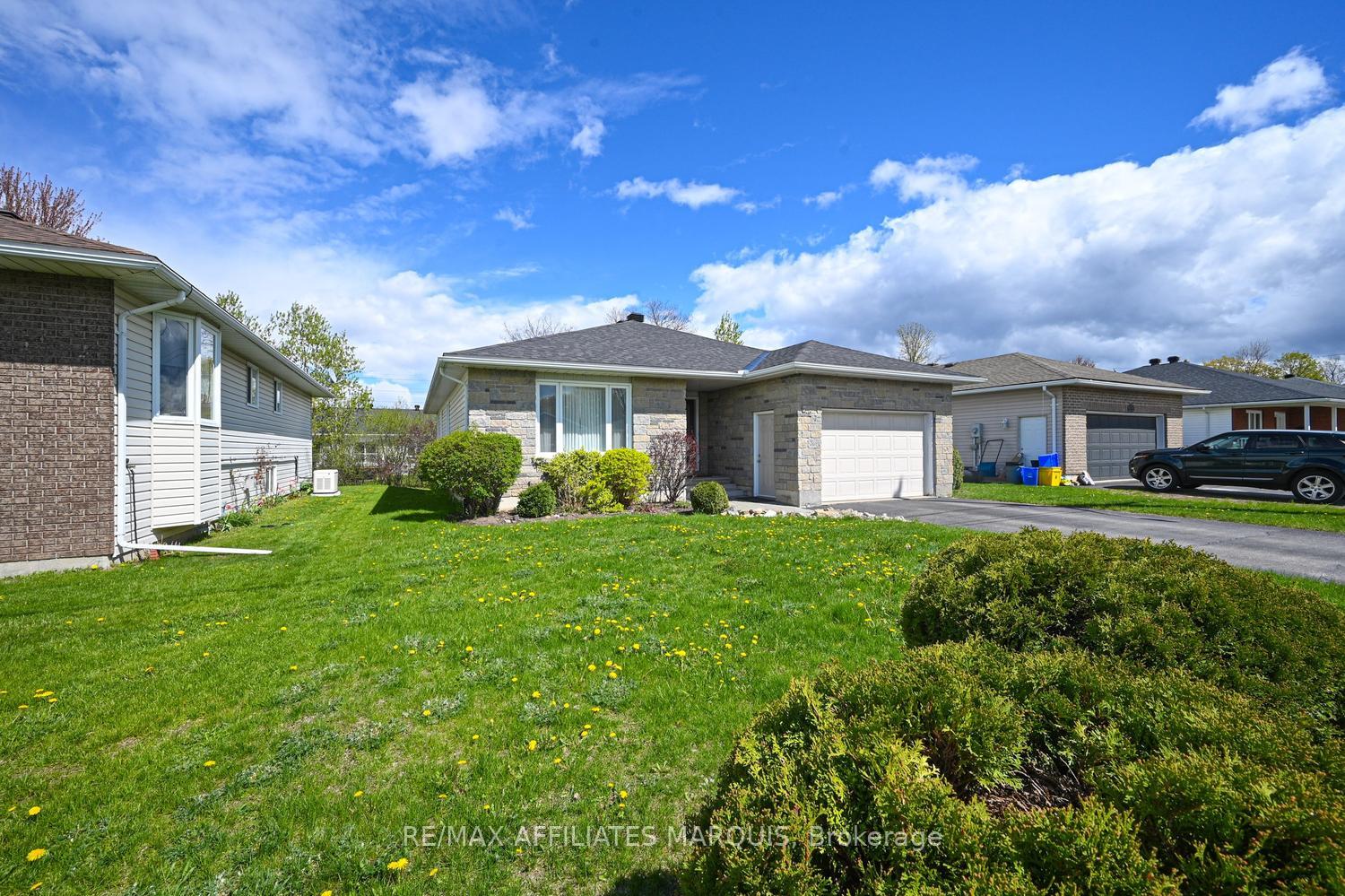 227-lera-street-smiths-falls-ontario-x13128692