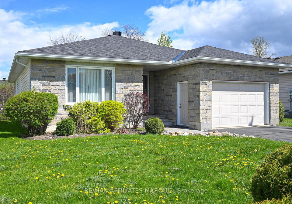 227-lera-street-smiths-falls-ontario-x13128692