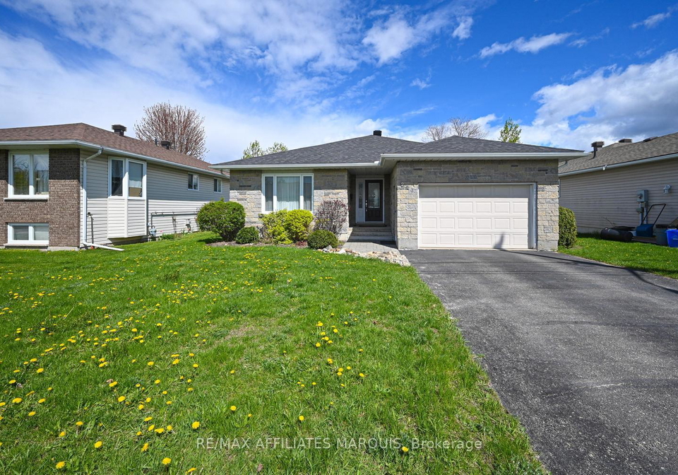 227-lera-street-smiths-falls-ontario-x13128692