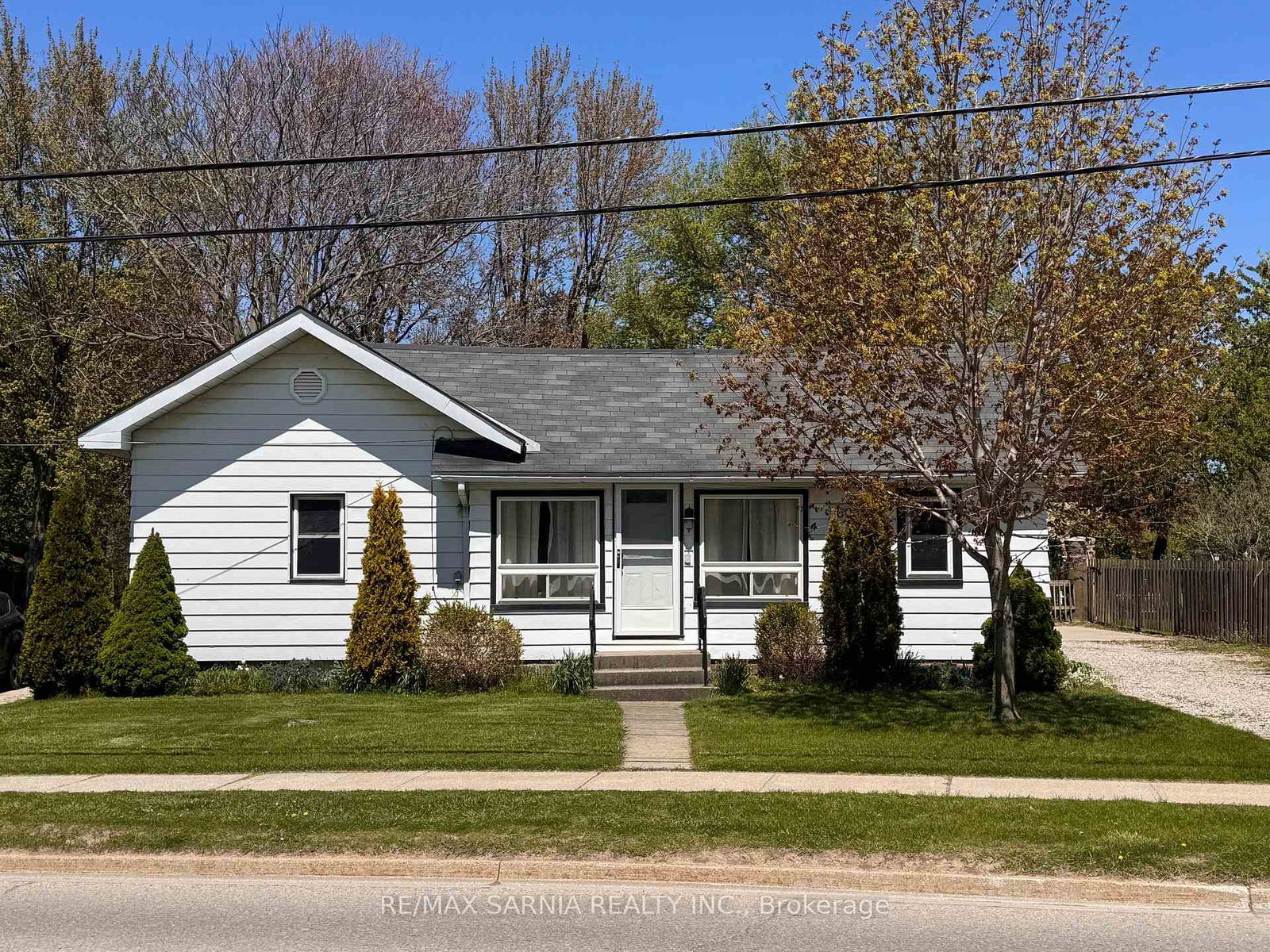 6238-townsend-line-lambton-shores-ontario-x13128704