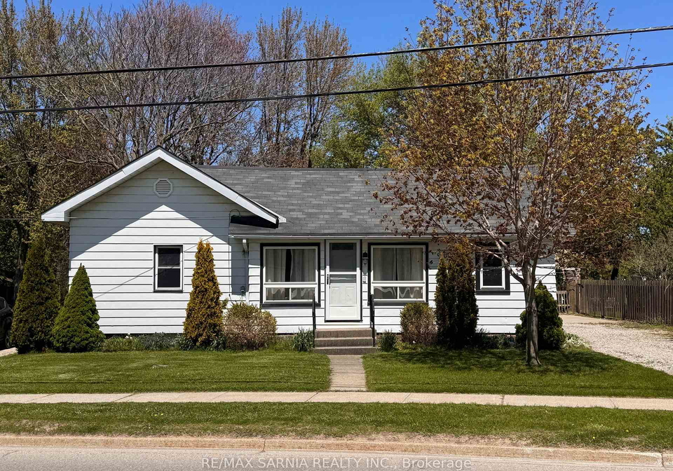 6238-townsend-line-lambton-shores-ontario-x13128704