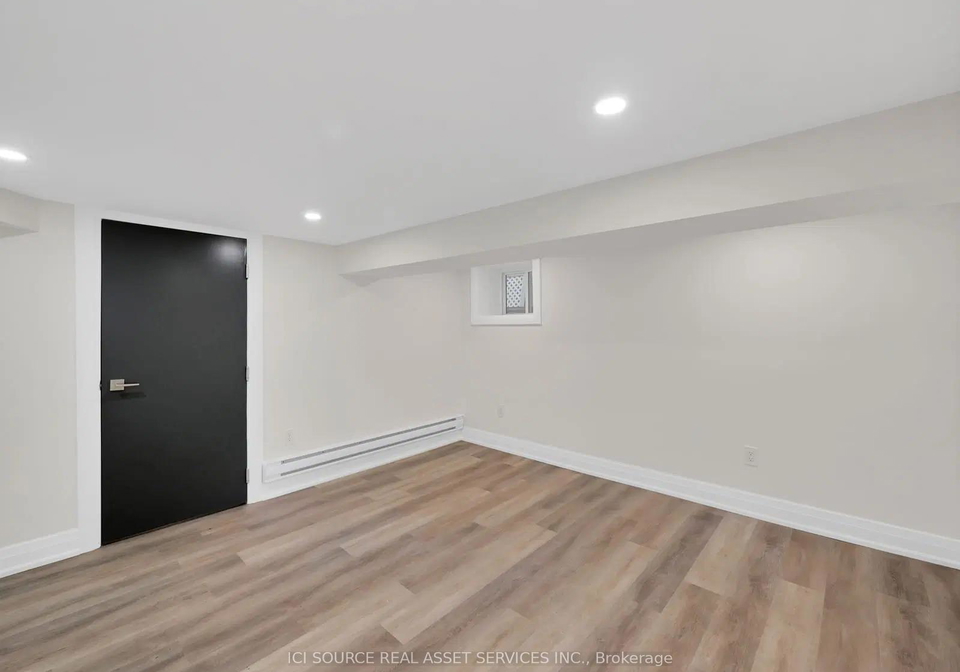 132-holton-avenue-s-hamilton-ontario-x13128714