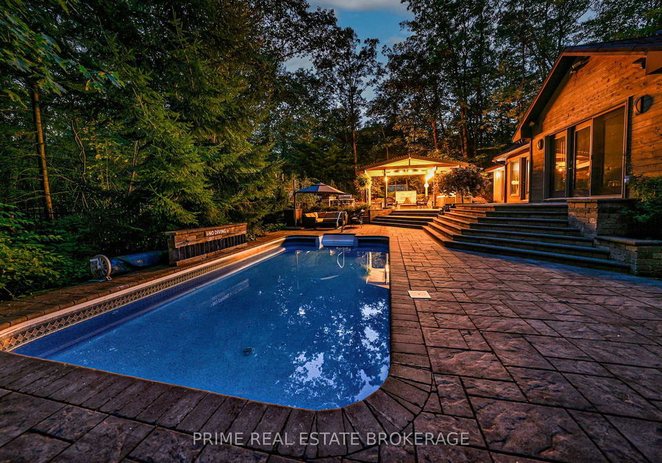 10219-pinetree-drive-lambton-shores-ontario-x13128758