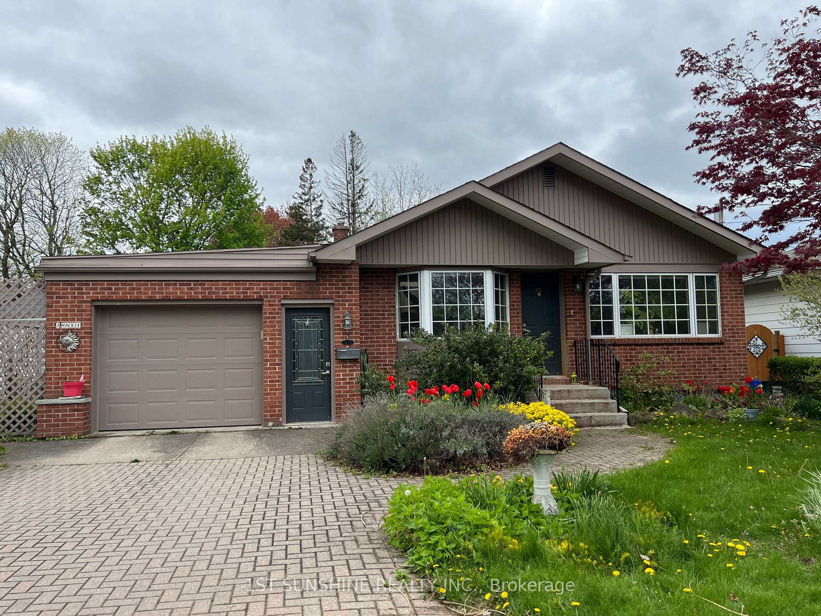 3-mackie-street-st-catharines-ontario-x13128938