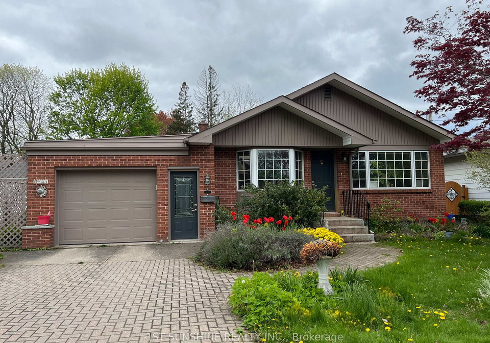 3-mackie-street-st-catharines-ontario-x13128938