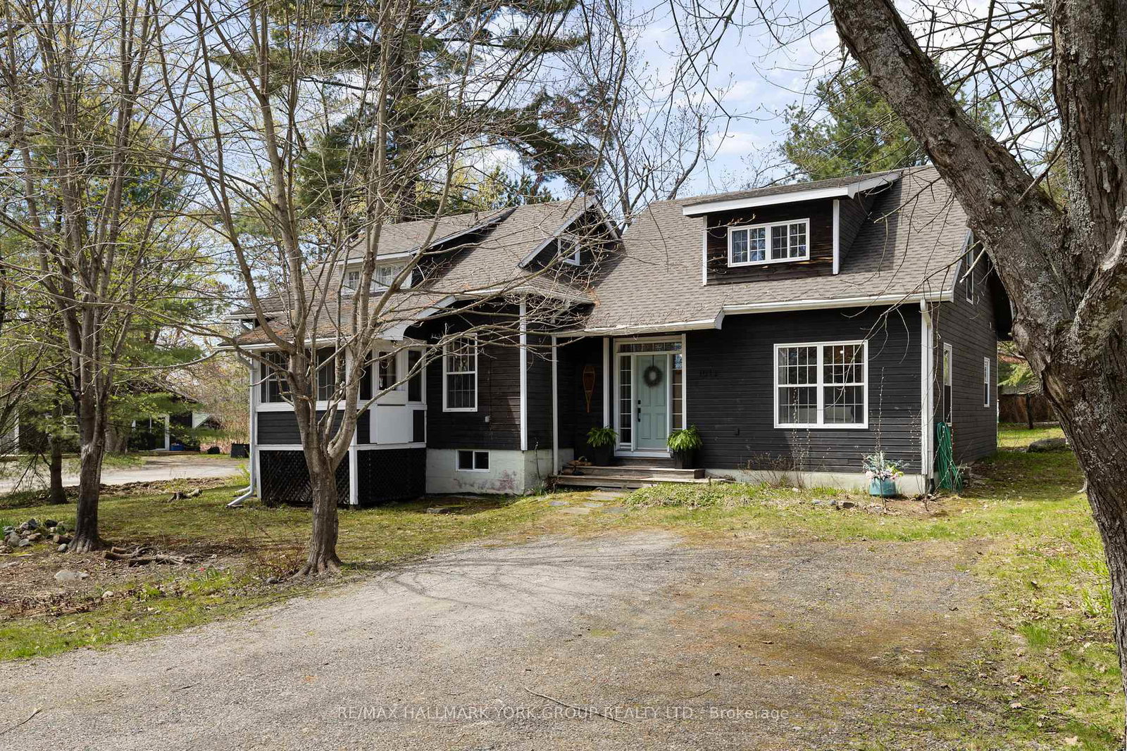 1013-grey-street-muskoka-lakes-ontario-x13129028