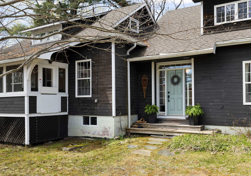 1013-grey-street-muskoka-lakes-ontario-x13129028