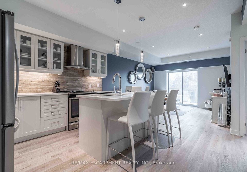 16-markle-crescent-hamilton-ontario-x13129076