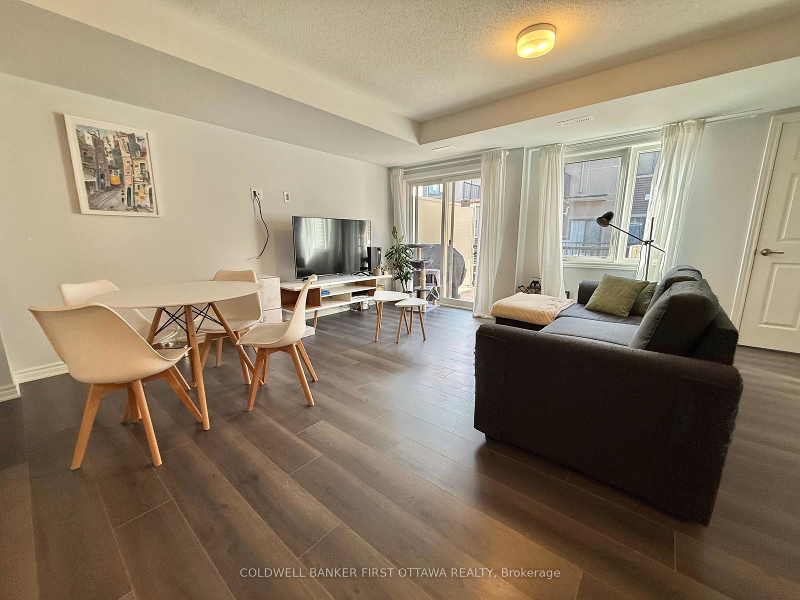 129-anthracite-private-ottawa-ontario-x13129160