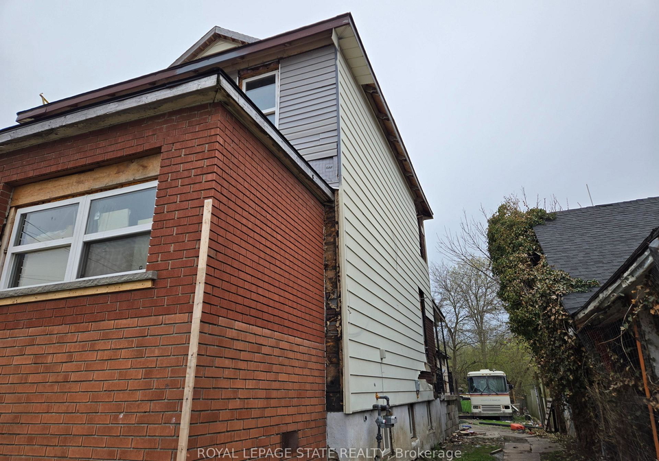 4550-crysler-avenue-niagara-falls-ontario-x13129162