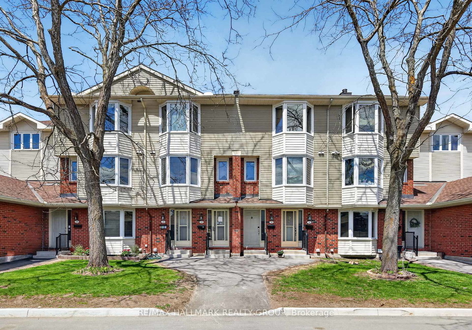 33-haxby-private-ottawa-ontario-x13129192