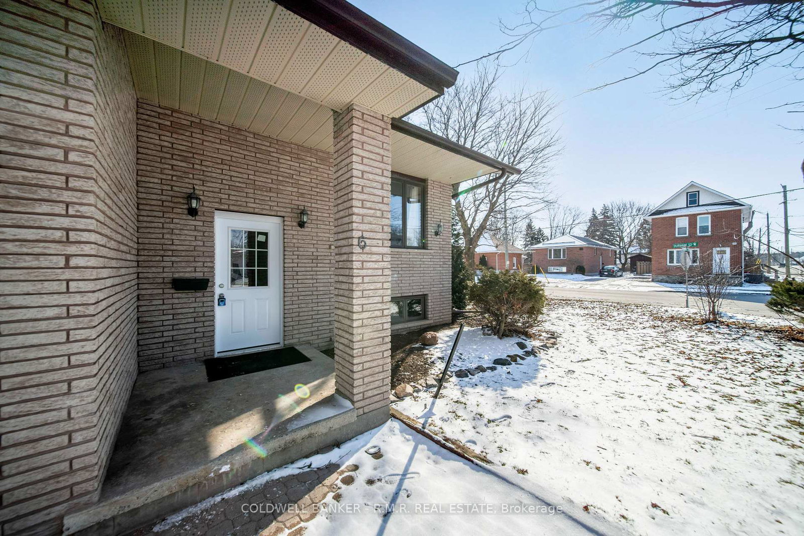 60-albert-street-s-kawartha-lakes-ontario-x13129200