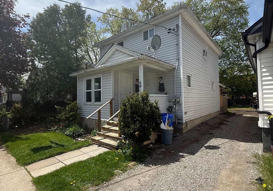 29-rodman-street-st-catharines-ontario-x13129498