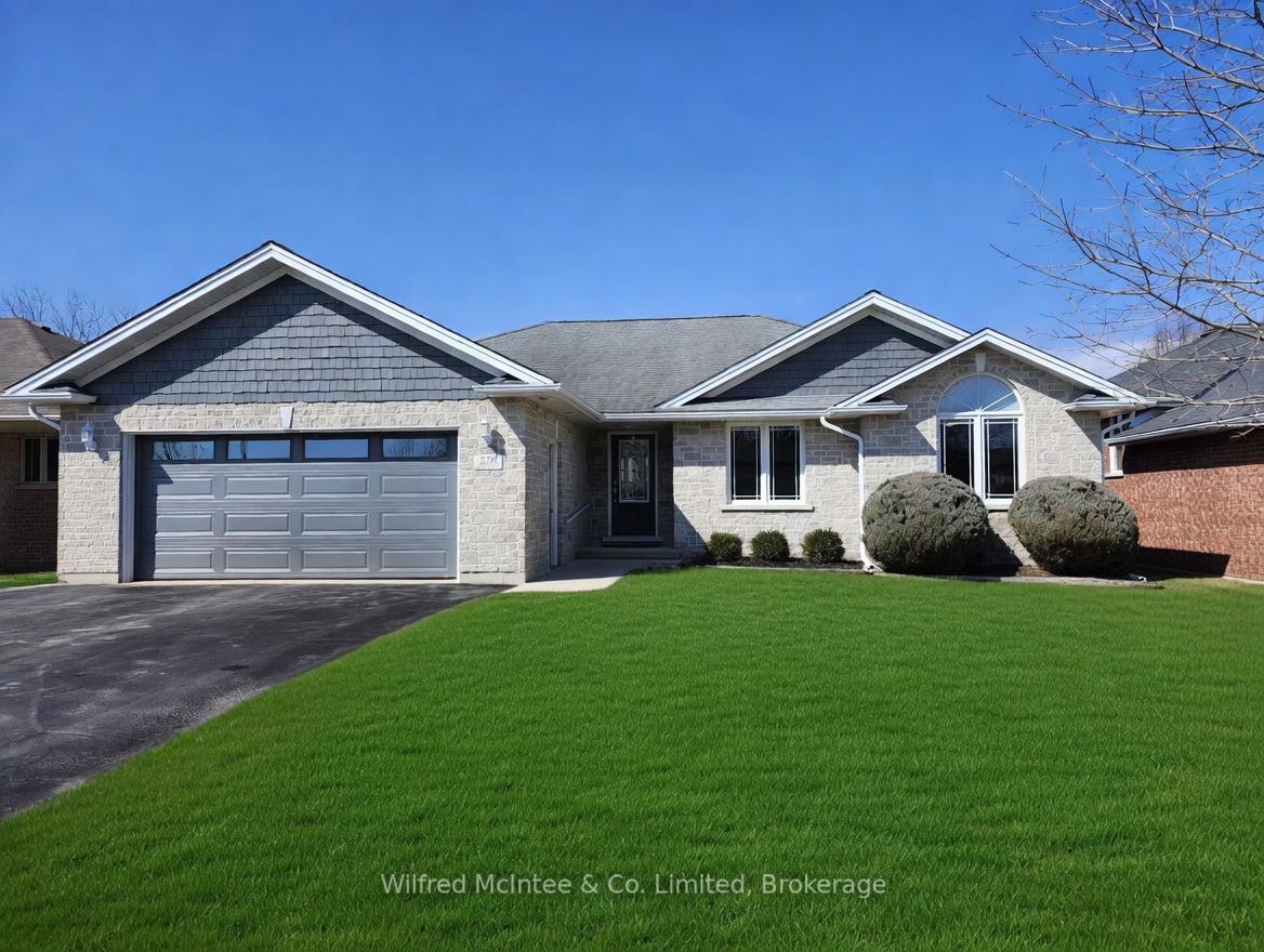230-4th-street-crescent-hanover-ontario-x13129686