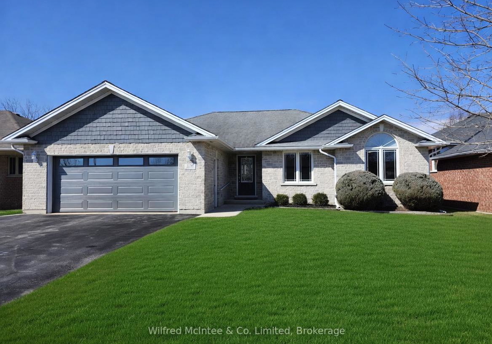 230-4th-street-crescent-hanover-ontario-x13129686