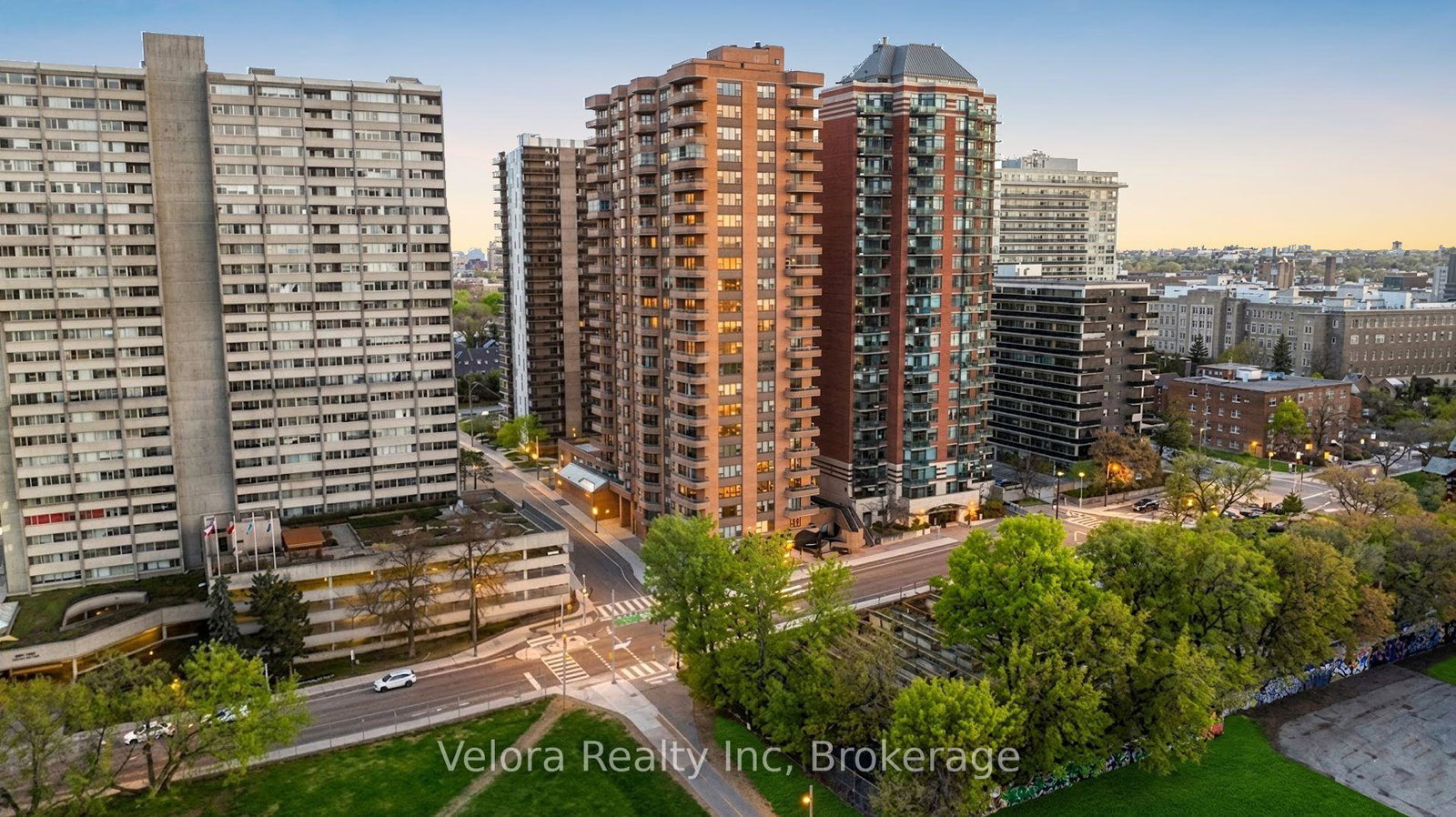 556-laurier-avenue-w-ottawa-ontario-x13129716