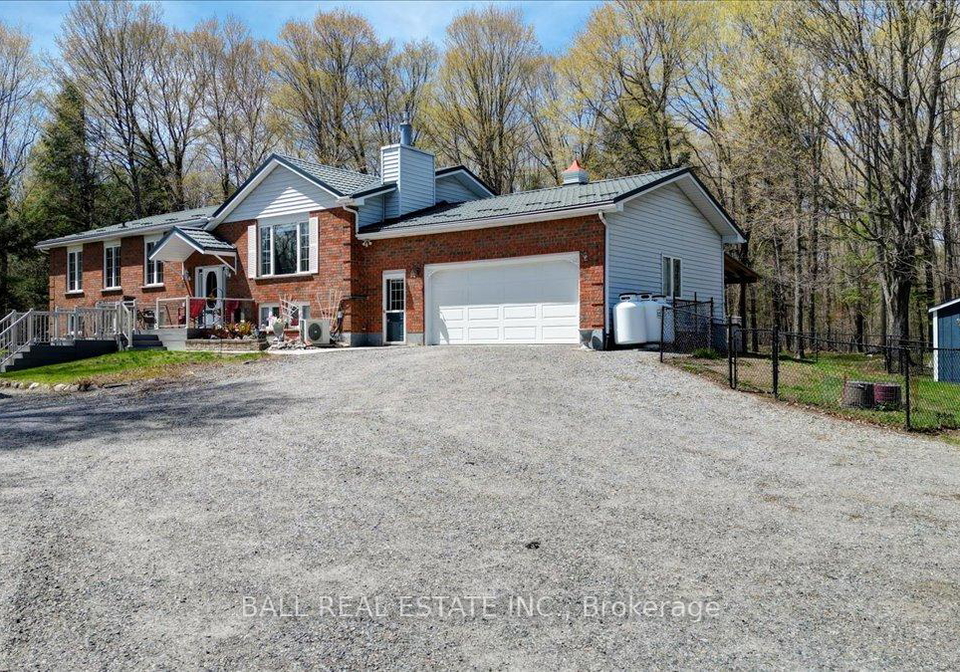 12482-highway-28-north-kawartha-ontario-x13129724