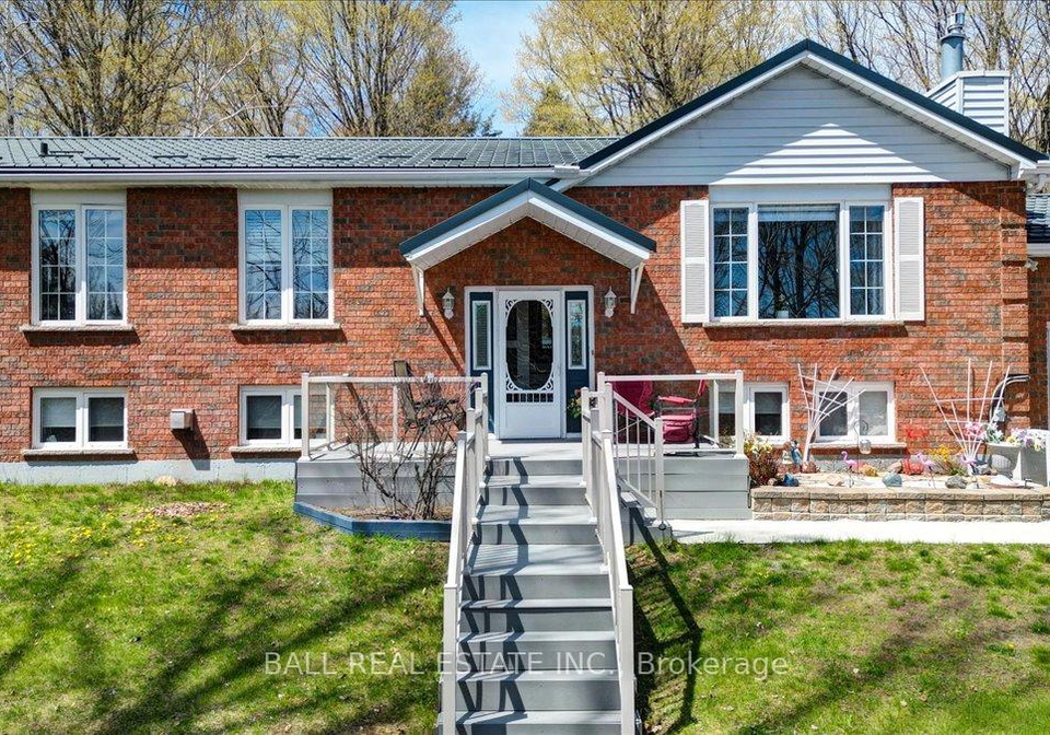 12482-highway-28-north-kawartha-ontario-x13129724