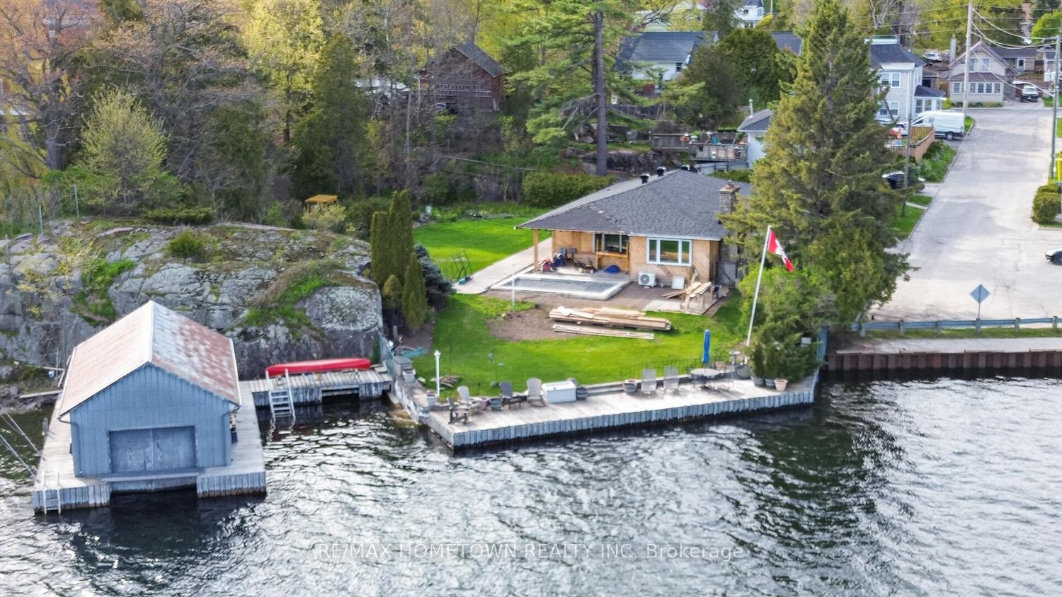 14-thomas-street-brockville-ontario-x13129740