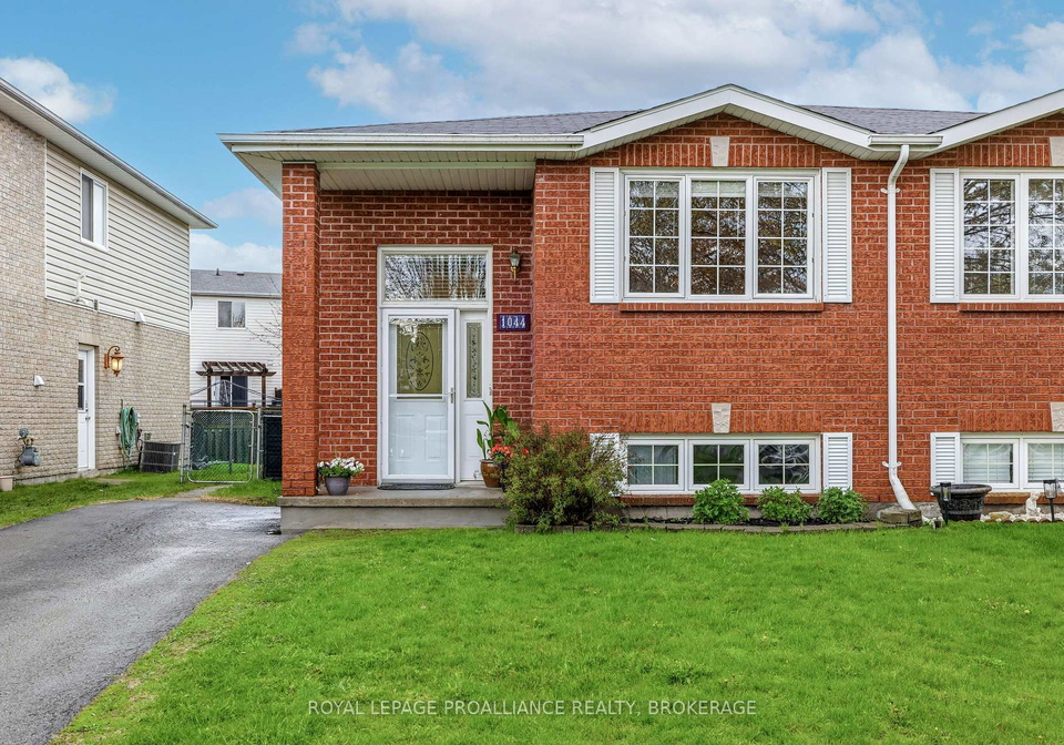 1044-waterbury-crescent-kingston-ontario-x13129744