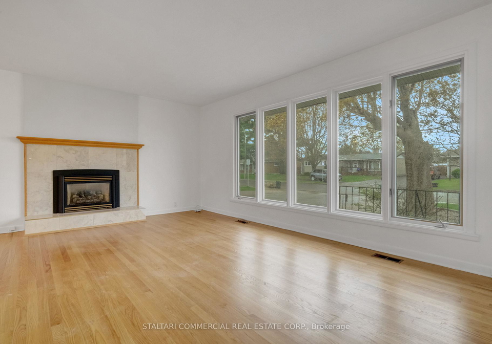 1156-deer-park-road-w-ottawa-ontario-x13129776