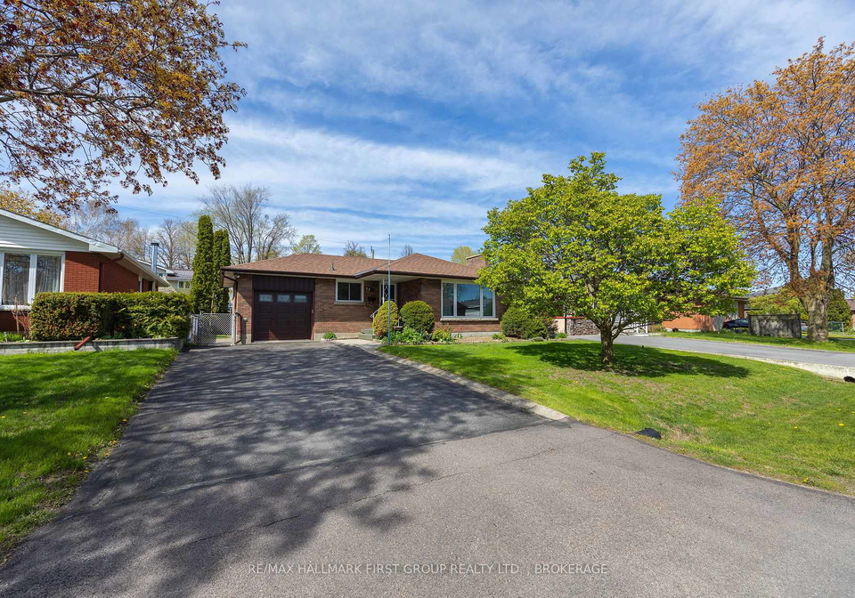71-morenz-crescent-kingston-ontario-x13129812
