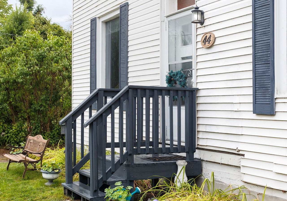 44-st-patrick-street-kawartha-lakes-ontario-x13129968