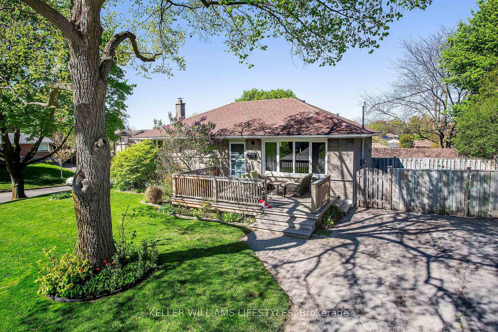 1043-eagle-drive-london-south-ontario-x13130100